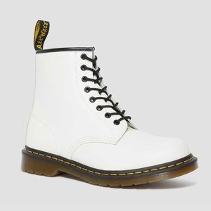 White Dr. Marten - SMOOTH LEATHER LACE UP BOOTS